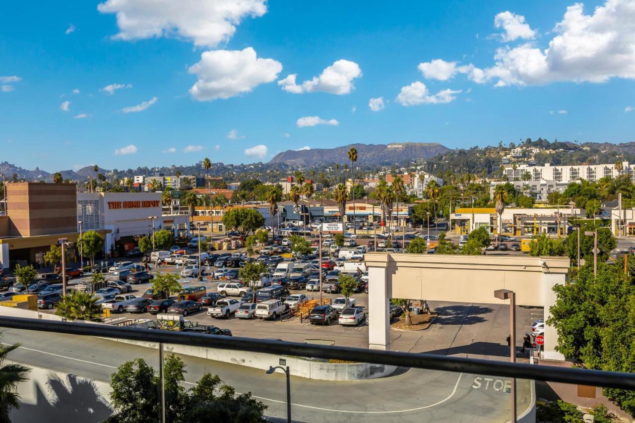 One Lux Stay Hollywood View La Suites Los Angeles Exterior photo