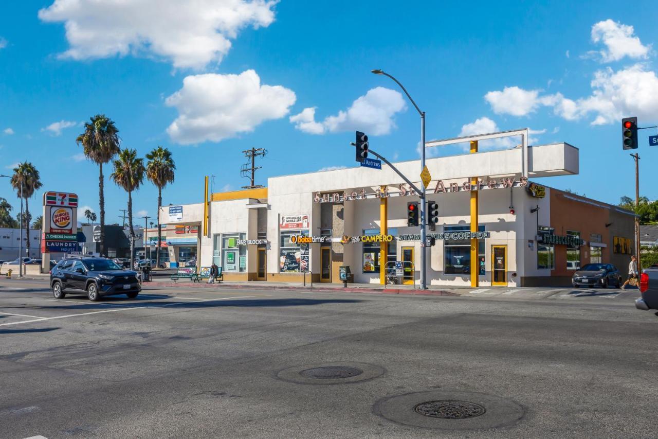 One Lux Stay Hollywood View La Suites Los Angeles Exterior photo